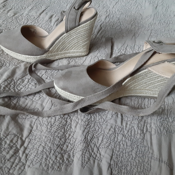 Wedges - Picture 5 of 5